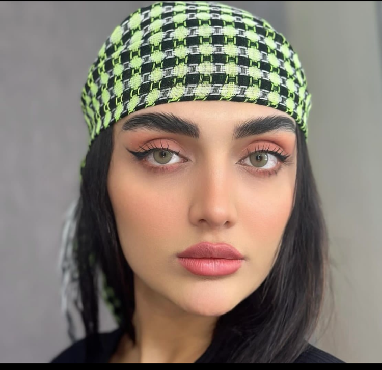 لنز چشم برند دسیو رنگ وایلد گرین