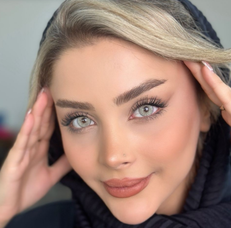 لنز چشم برند آیس کالر رنگ آلوئه ورا