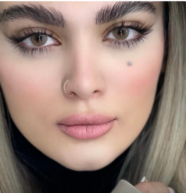 لنز چشم برند هرا رنگ موکا