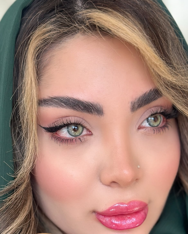 لنز چشم برند یونیک رنگ نچرال گرین
