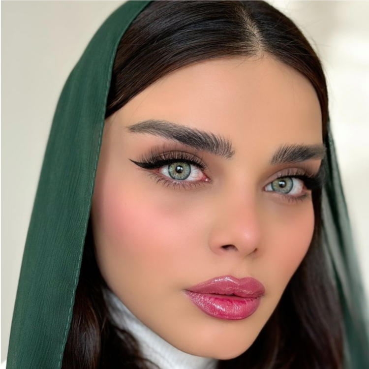 لنز چشم برند یونیک رنگ نچرال گرین
